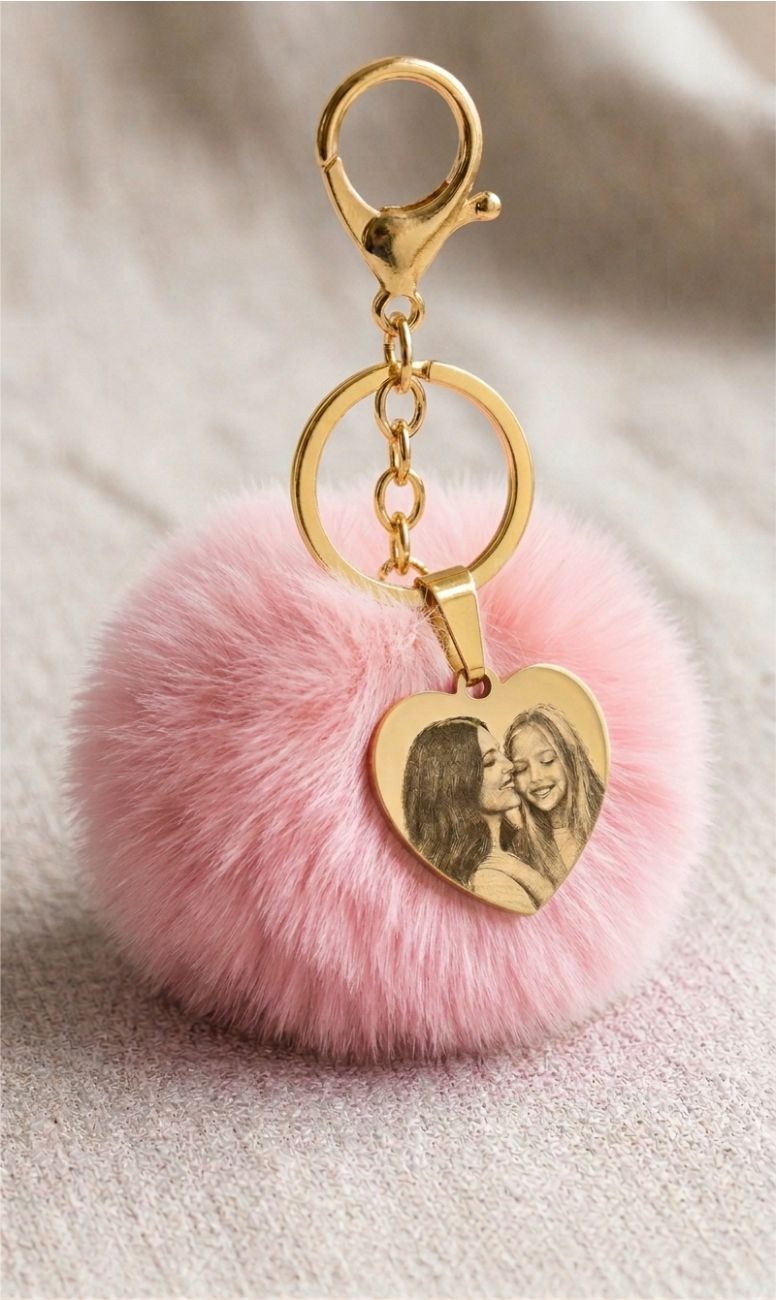 Chaveiro Pompom com pingente de Coração Personalizado Ref. SCP-0002 - Imagem 5